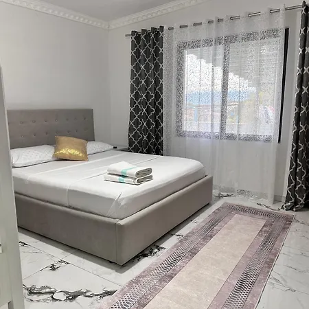 The Grey Kır Evi Dıraç